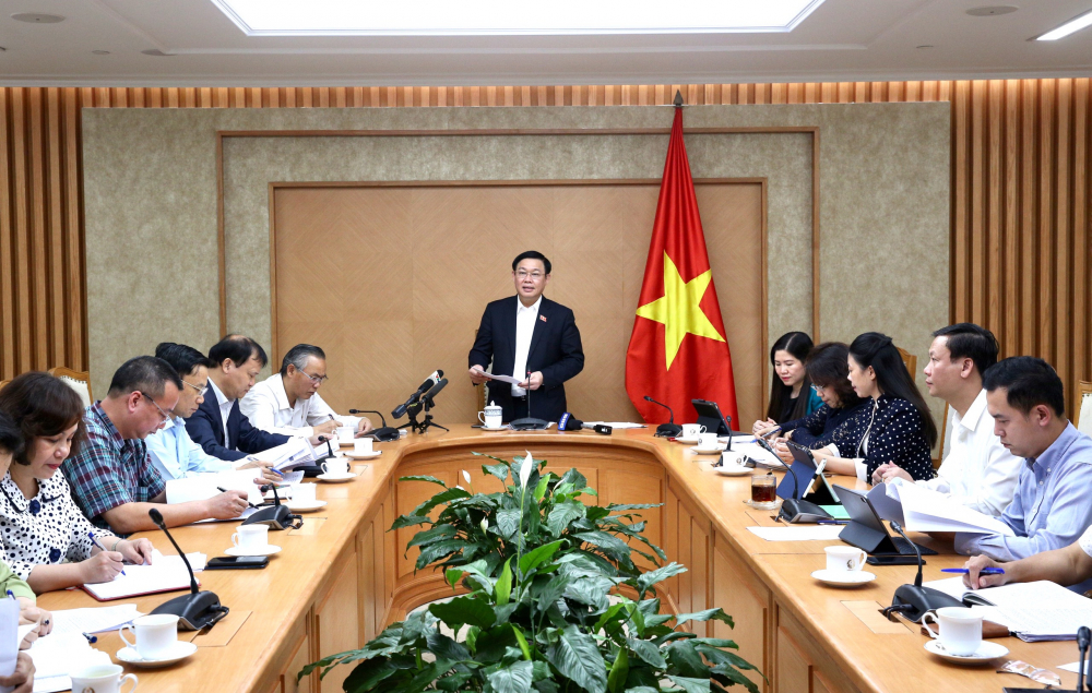 vuong-dinh-hue
