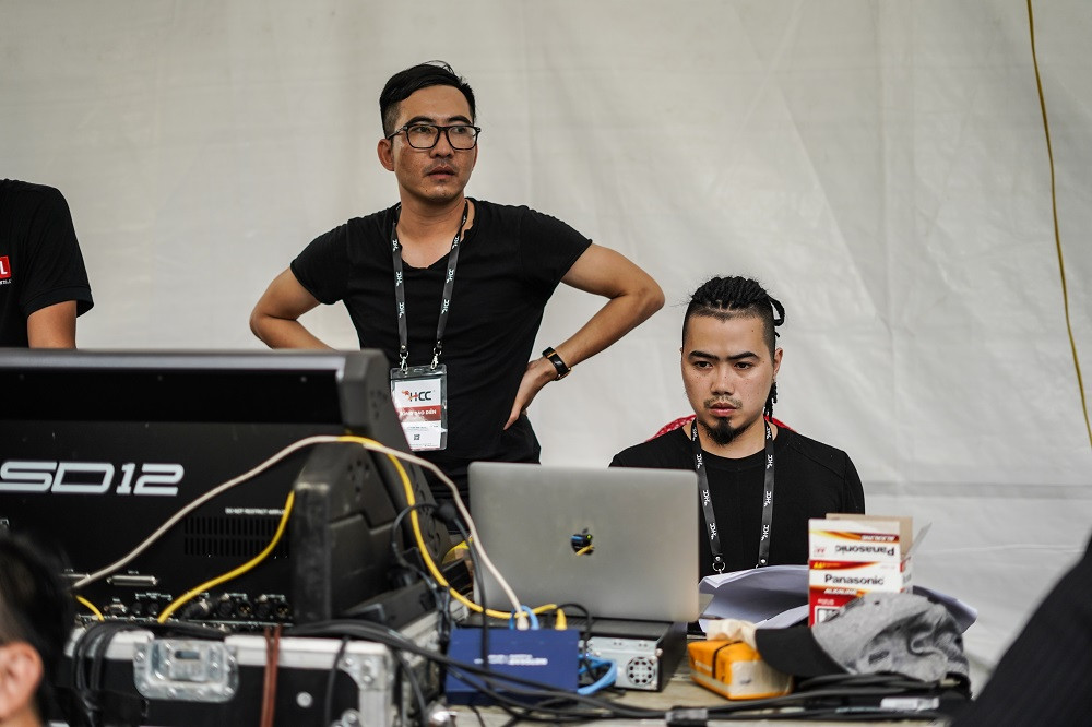 chuyentinhbangioc (2)