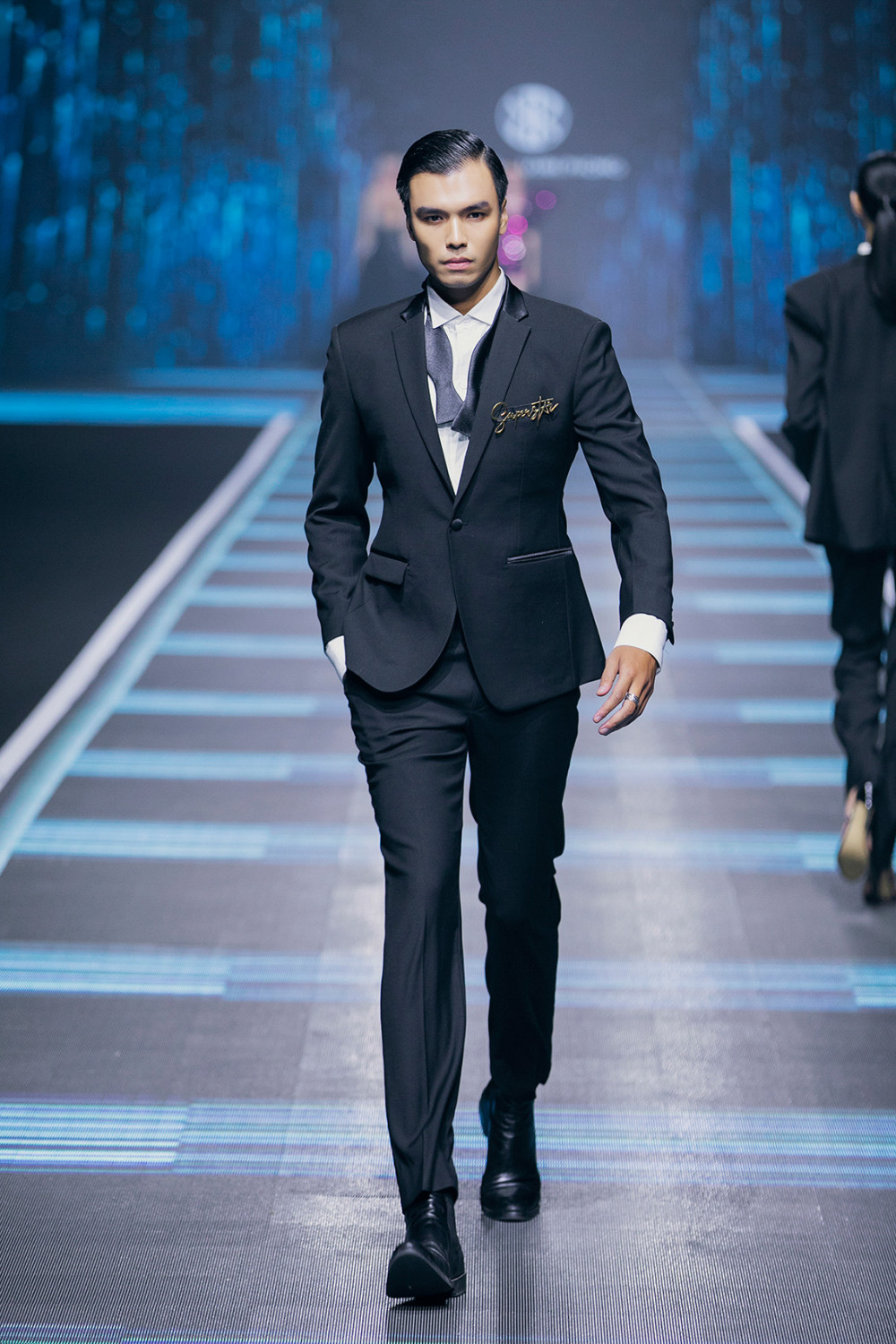 showchungthanhphong (14) 13