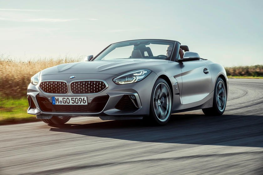 BMW Z4 phiên bản sDrive 30i có giá bán chỉ 49.700 USD