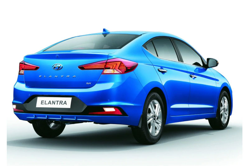 Hyundai-Elantra-2019-4 3