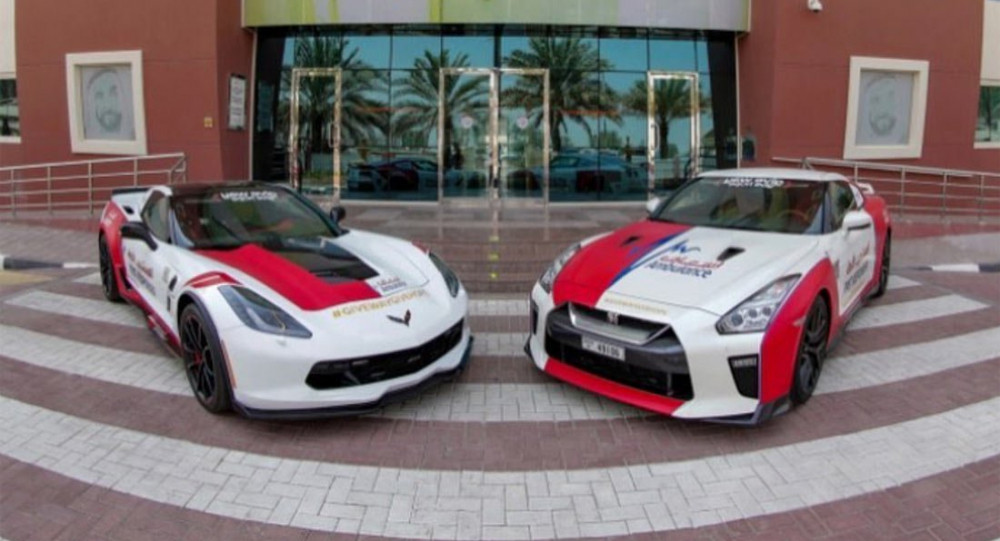 20086ed5-chevrolet-corvette-nissan-gt-r-dubai