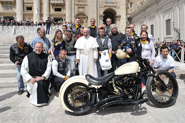2019-you-can-own-the-pope-bike-1