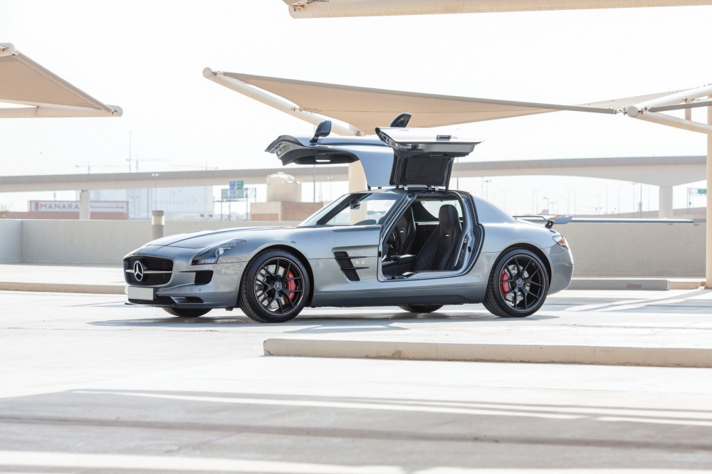 mercedes-benz-sls-amg-final-edition-1