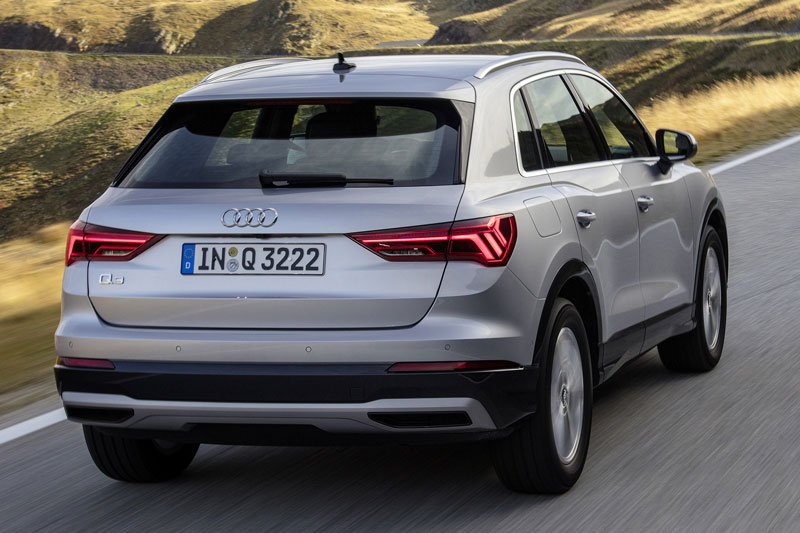 Audi-Q3-2019-2