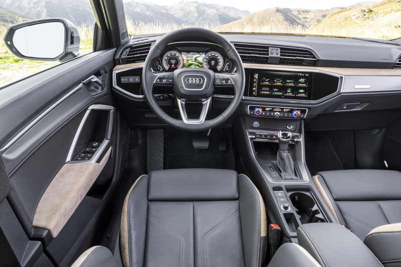 Audi-Q3-2019-3 3