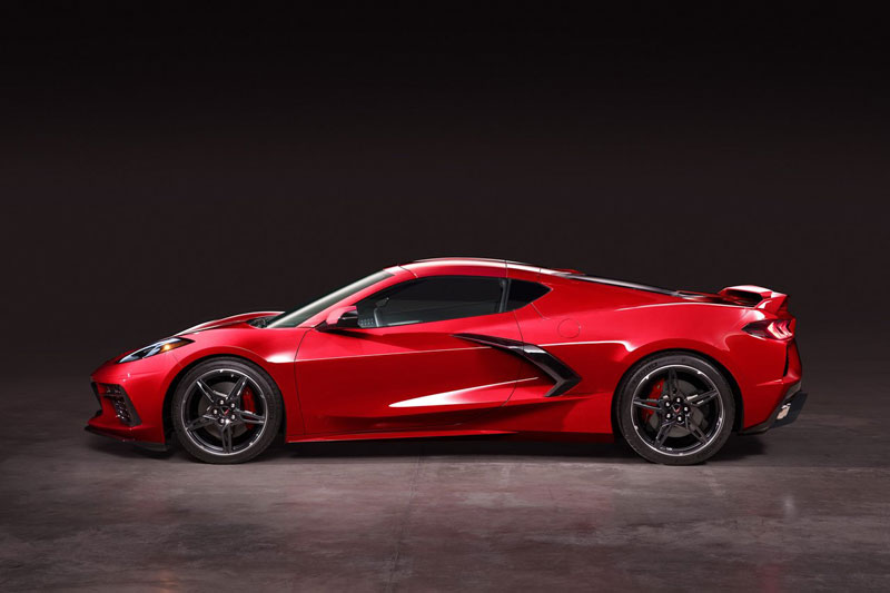 10-Chevrolet-Corvette_C8_Stingray-2020 9