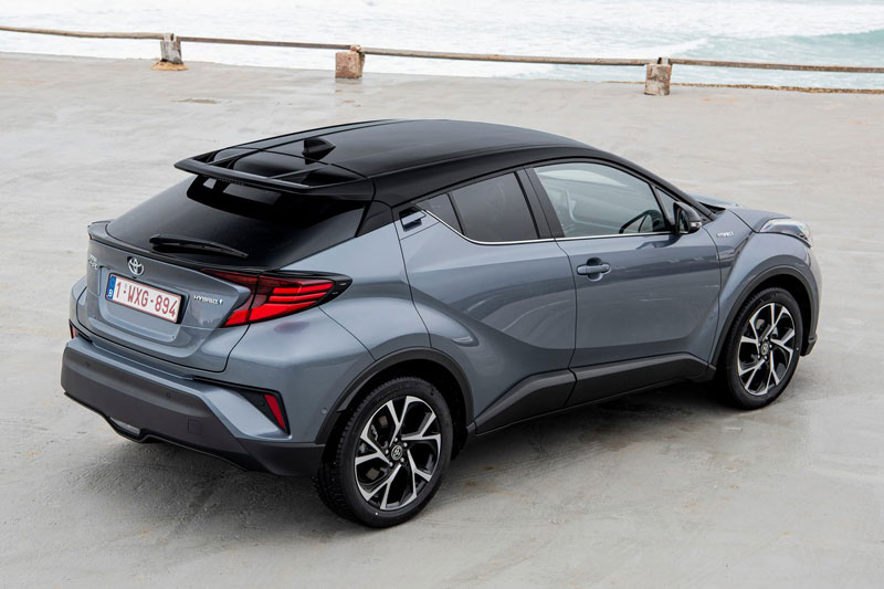 10-Toyota-C-HR-2020 9