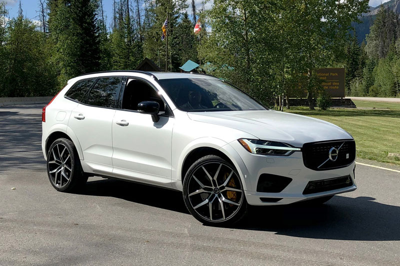 7-2020-Volvo-XC60 7