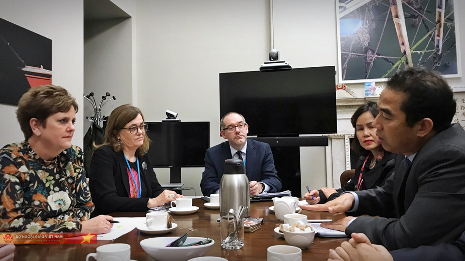 2019_1106_2_Menna Frances Rawlings_FCO DG of Economic and Global Issues