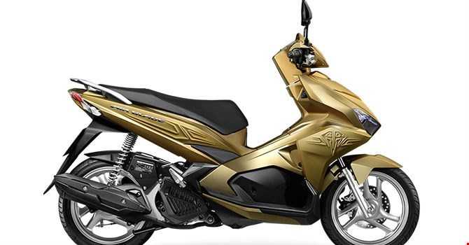 So sánh 'tất tần tật' giữa Honda Air Blade 2016 và Yamaha Nouvo 2016