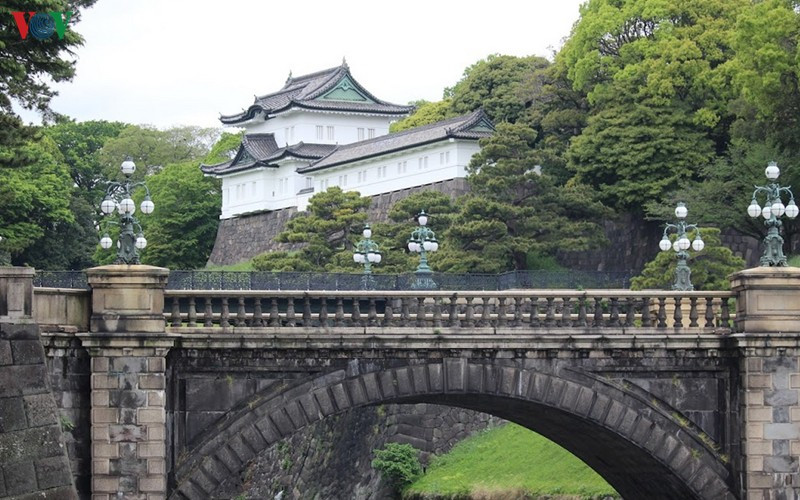 hoang_cung_nhat_ban_vov_pihv