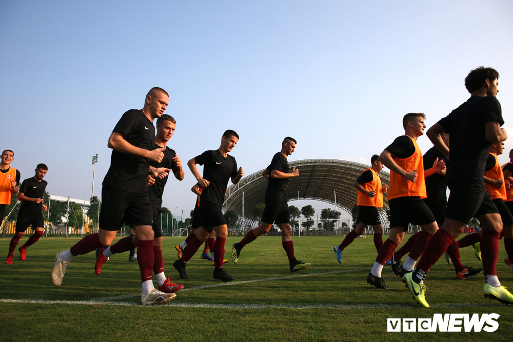 23 NQM - CLB SARAJEVO 17 12