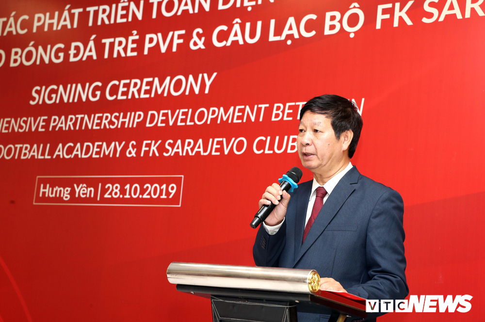 28 NQM - Le ky hop tac PVF va SARAJEVO 17 4