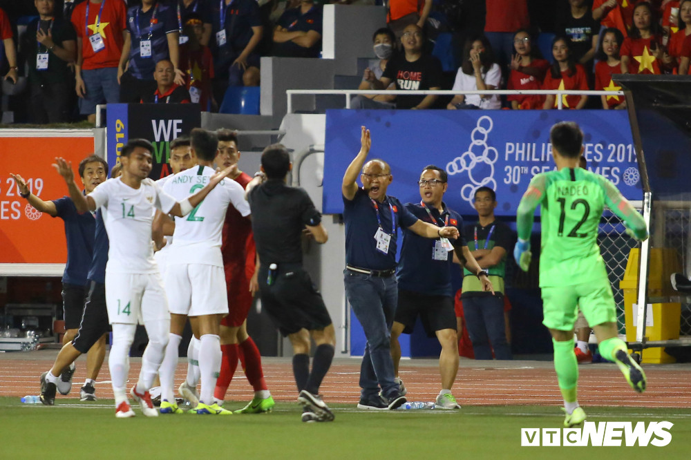 HLV Park Hang Seo phan ung (5) 8