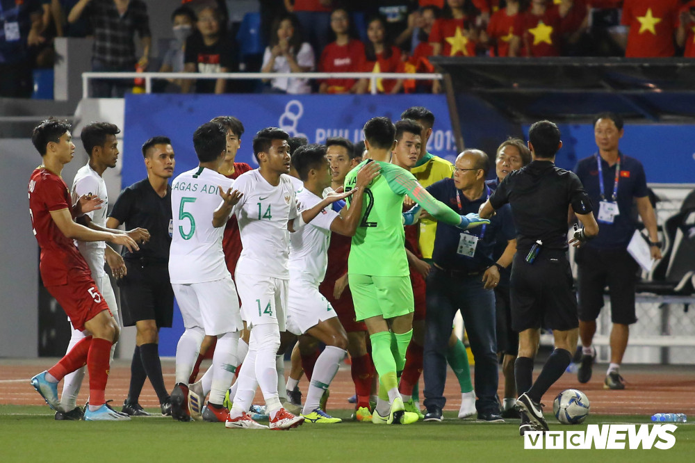 HLV Park Hang Seo phan ung (6) 9