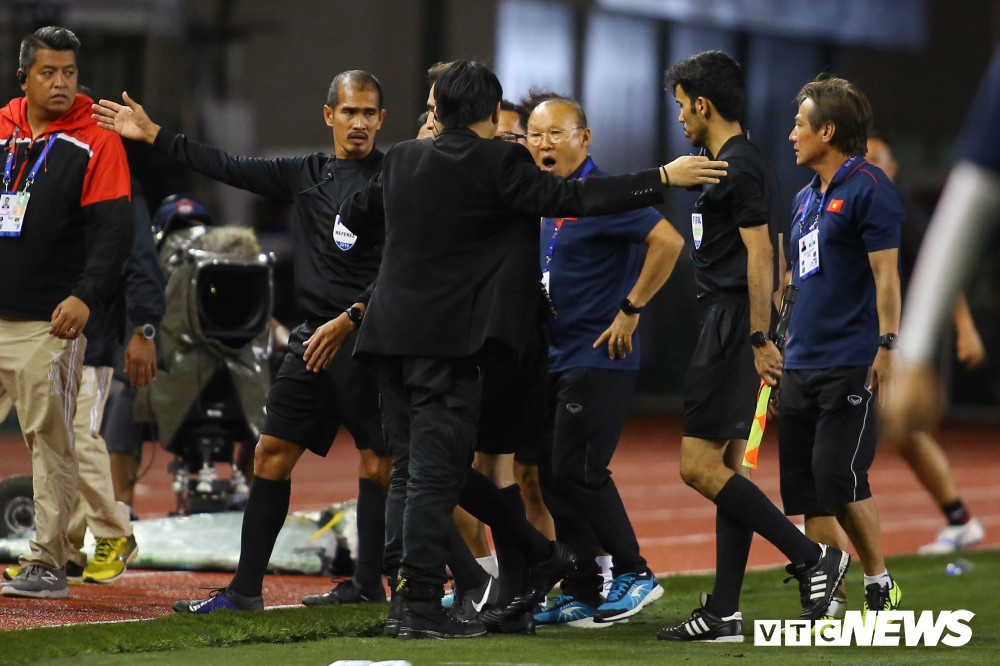 HLV Park Hang Seo (8) 8