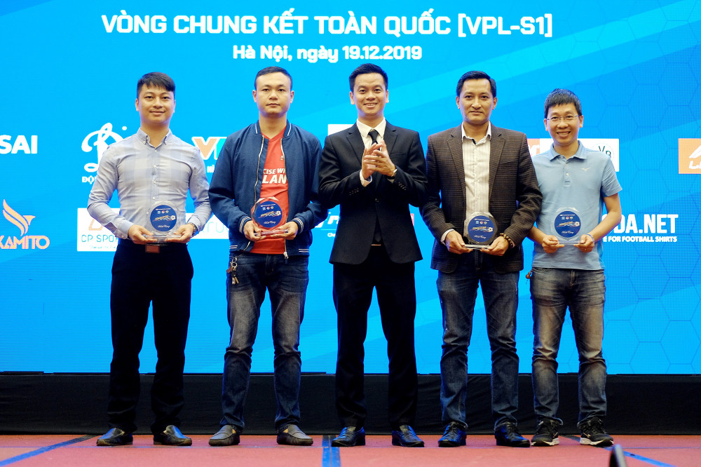 80386791_2806992749365497_2694690454632398848_n