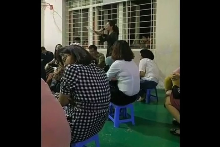 Cô giáo phát biểu kỳ thị cha mẹ đơn thân: 'Tôi không ác ý!'