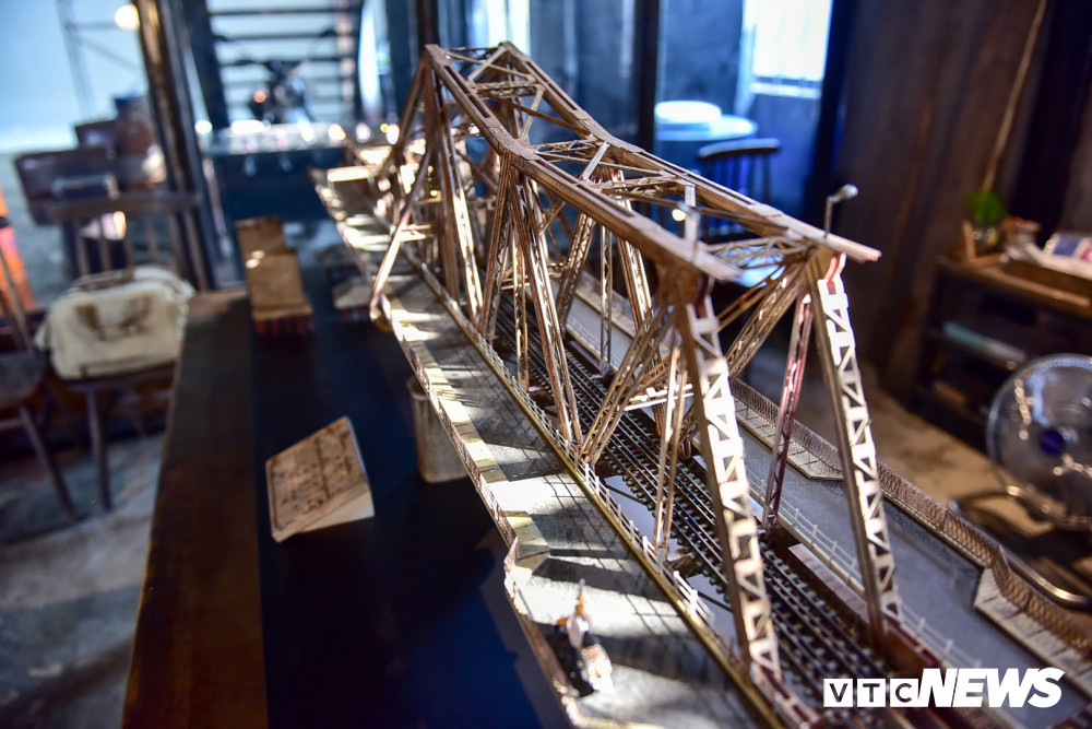 mo hinh cau long bien-13 6