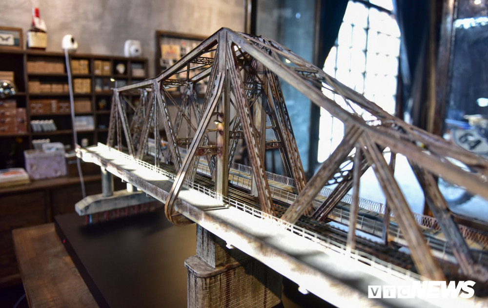 mo hinh cau long bien-8 3