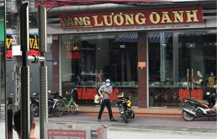 cuop tiem vang 2