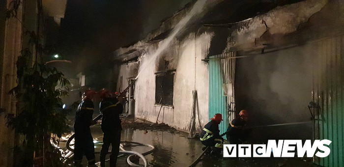 chay kho chua de giay18 18