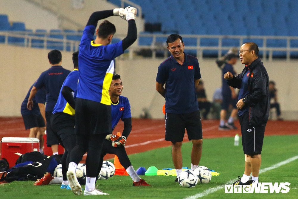 dt viet nam park hang seo (2)