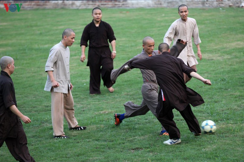 nha su da bong (12) 12