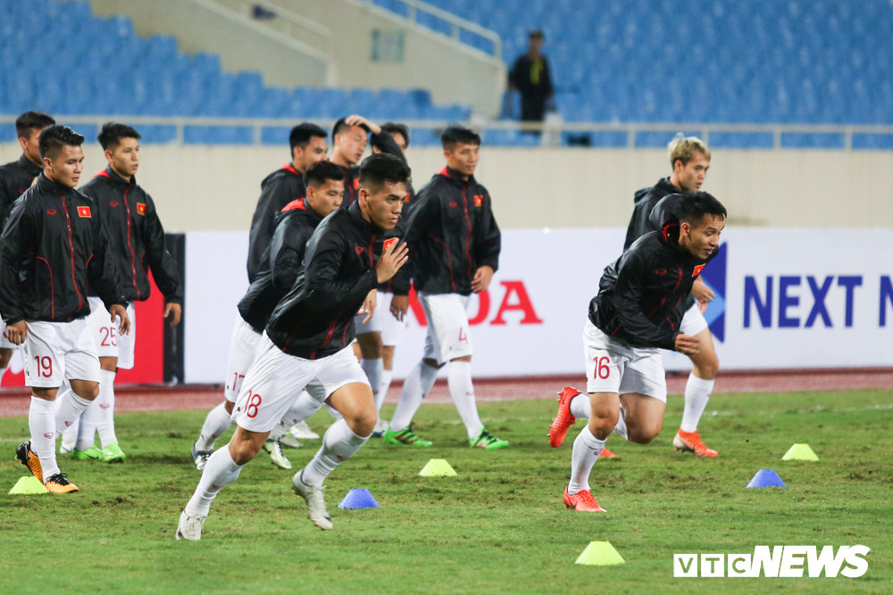 Viet Nam 18-11-11 12