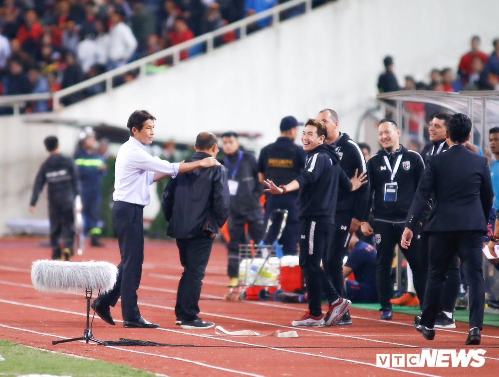 Park Hang Seo Viet Nam vs Thai Lan-20 12