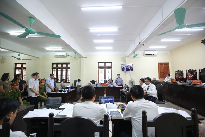 Hà Giang muốn xử lý vi phạm của vợ Chủ tịch tỉnh cùng hàng loạt trường hợp nhờ vả nâng điểm - Ảnh 1.