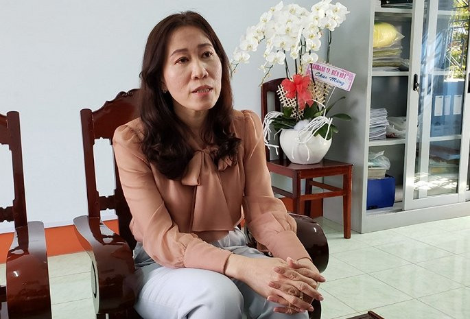 hoc-sinh-ro-xuong-duong