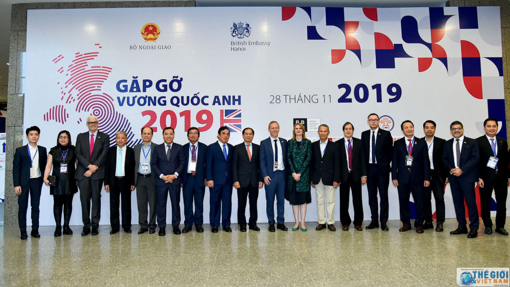 khai-mac-ho-i-nghi-gap-go-vuong-quoc-anh_7