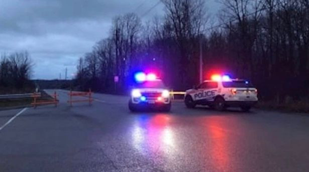 may bay roi canada2 3