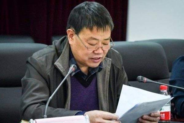 quan-nho-tham-nhung-khung-bi-thu-khu-pho-nhet-ca-trieu-te-lam-nem-ngu