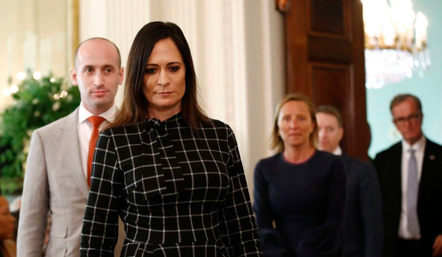 Ảnh: Nước Mỹ và cuộc bỏ phiếu luận tội Tổng thống trước nửa đêm - 26