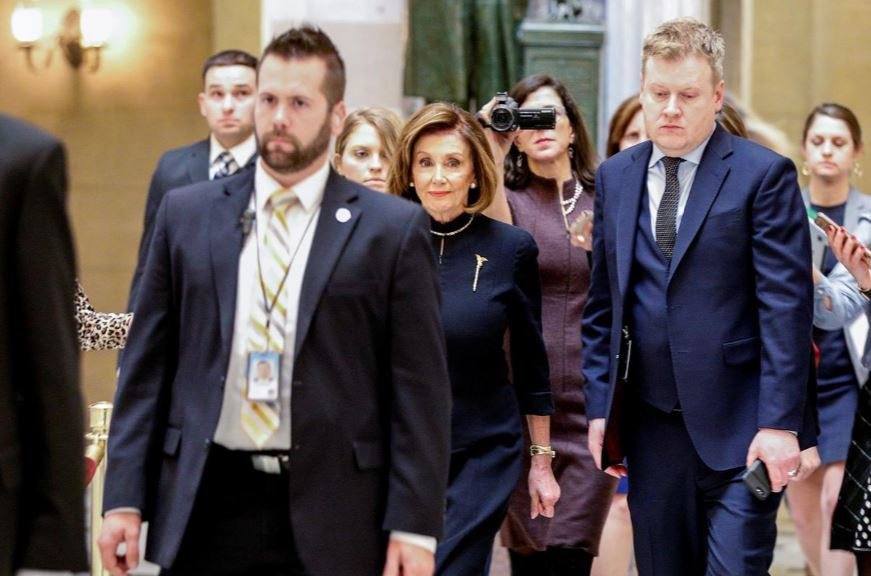 Ảnh: Nước Mỹ và cuộc bỏ phiếu luận tội Tổng thống trước nửa đêm - 8