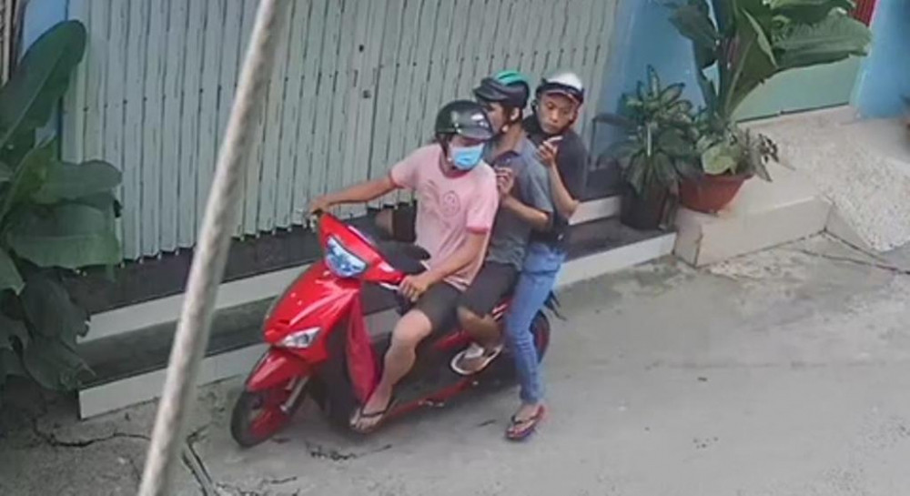 d96c132adb2b3d75643a