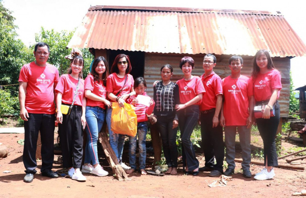 Nguoi dan Mang Yang han hoan don nguon nuoc sach ve ban lang hinh anh 5