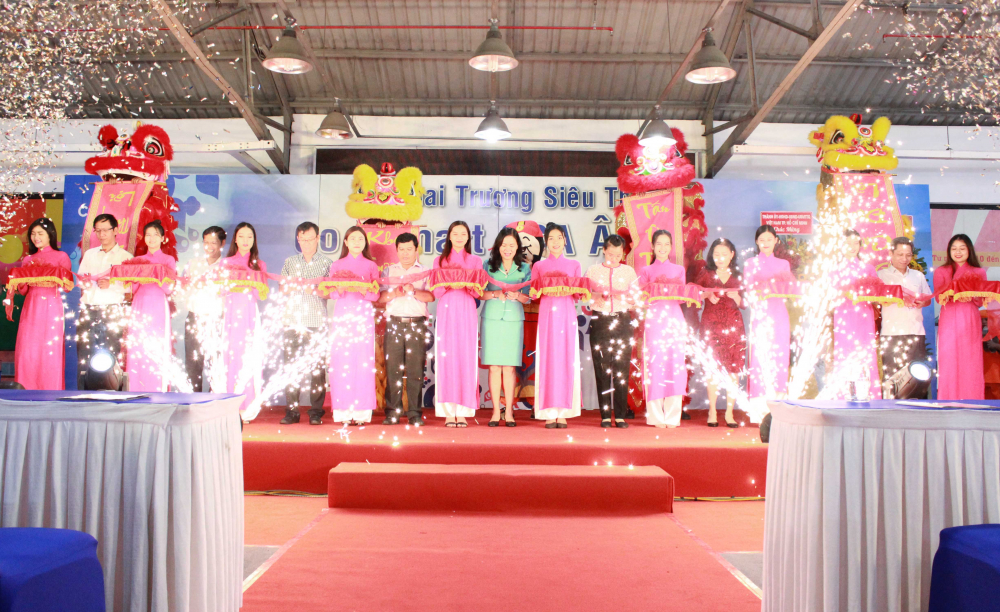 le khai truong