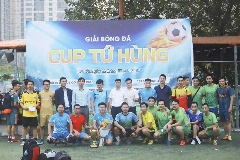 71a082d3cbb332ed6ba2 5