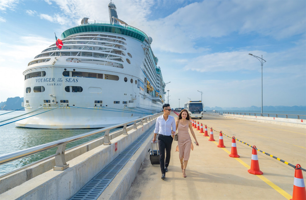 cang tau khach quoc te HL1 (1970 x 1290) 3