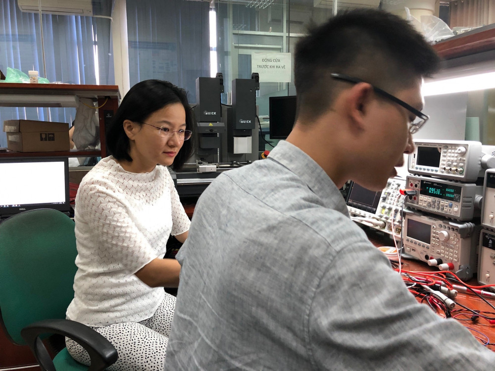 1912_TS Kieu Ha huong dan SV lam nghien cuu