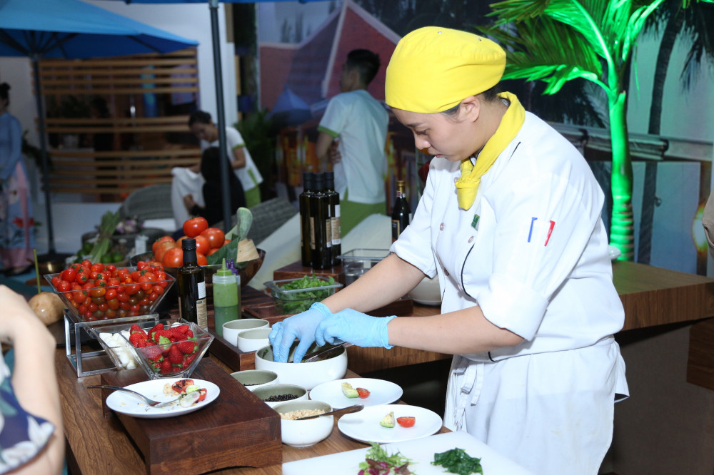 KH tham du su kien duoc thuong thuc thuc pham duong sinh