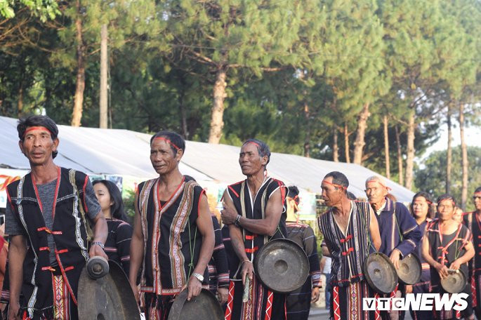 congchieng2-7-22294810 23