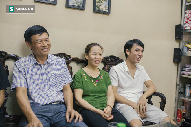 Bố ruột nhóm 1977 Vlog: Khuyên các con chạy xe ôm kiếm tiền, sợ hai đứa nhà quê chẳng đứa nào thèm yêu - Ảnh 4.