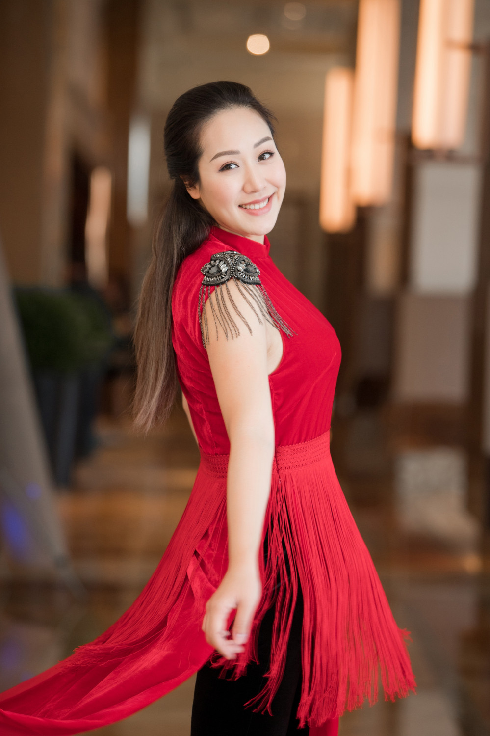 Ngo Phuong Lan (3) 3