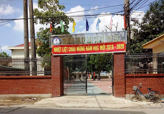 nu-sinh-bi-ep-chuyen-lop-vi-phu-huynh-doi-thay-giao-vien-bo-gd-dt-chi-da-o-ra-sao