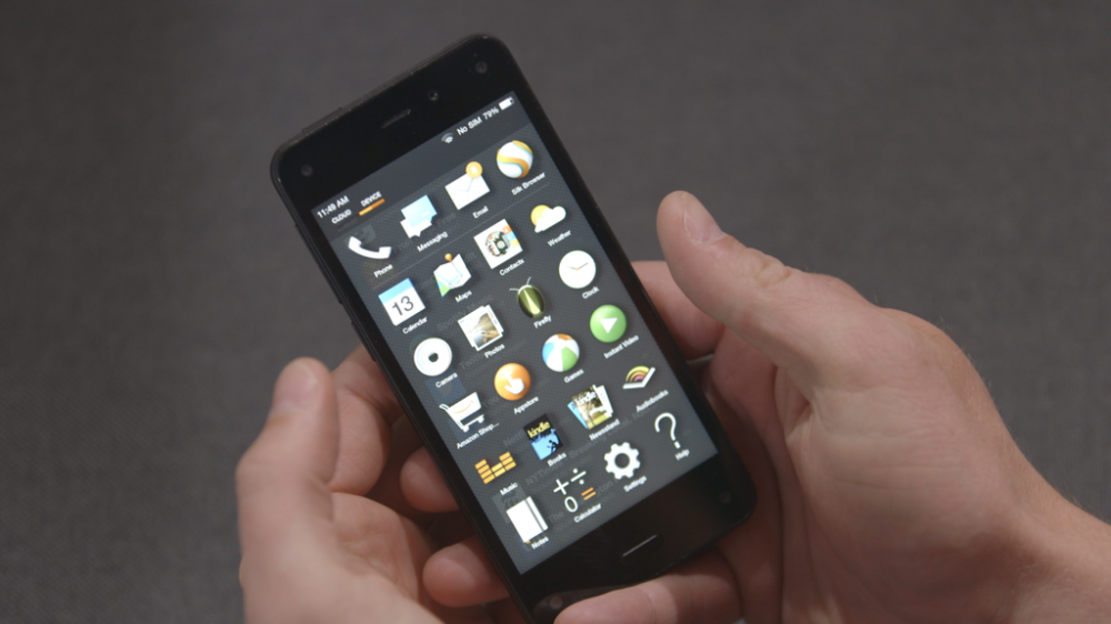 Amazon Fire Phone (2014). Sau thành công của tablet Fire và loa thông minh Echo, Amazon quyết định nhảy vào thị trường di động với Fire Phone. Được CEO Jeff Bezos dành những từ